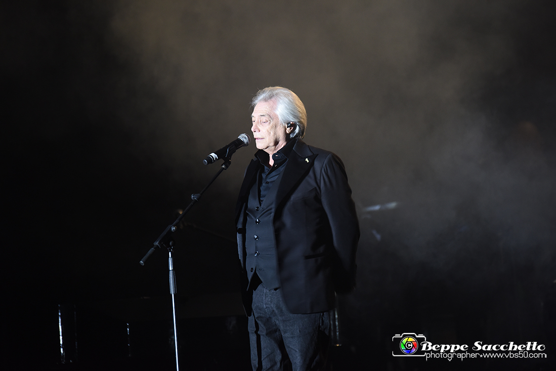 VBS_6745 - Concerto Nino D'Angelo - Il poeta che non sa parlare.jpg